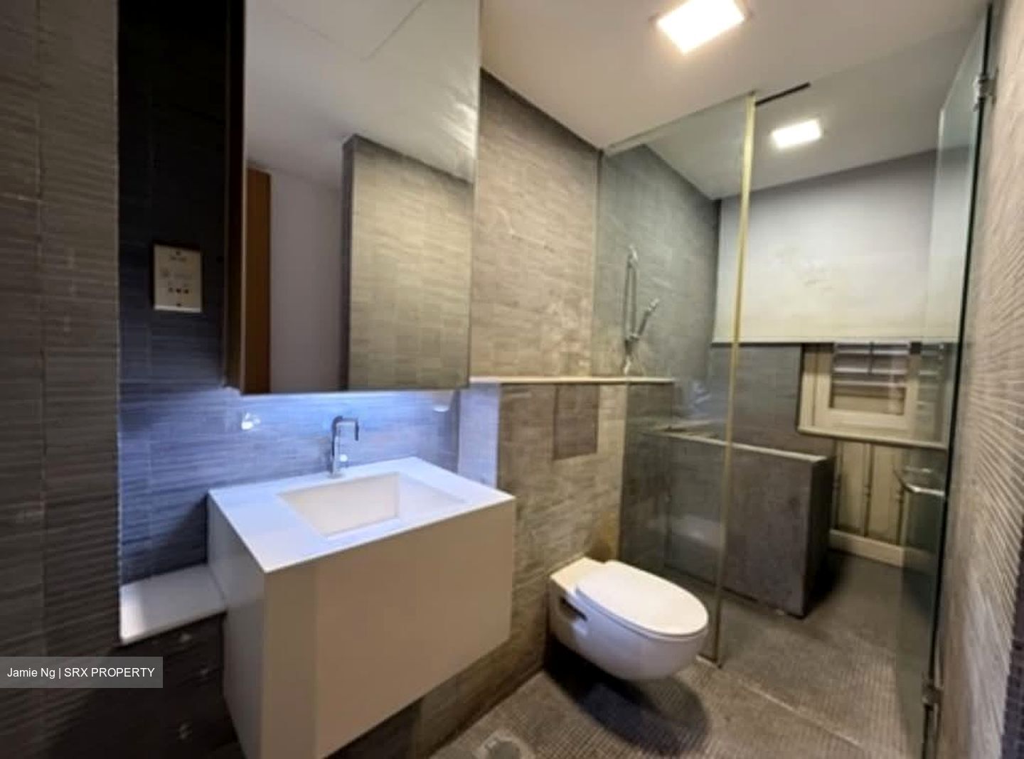 Mohamed Sultan Road (D9), Office #625425861